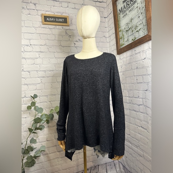 Simply Vera Wang long-sleeve Asymmetric hem tunic - Picture 1 of 7